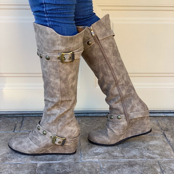 Bombay Buckle Wedge Knee High Boot - Picture 4 of 6